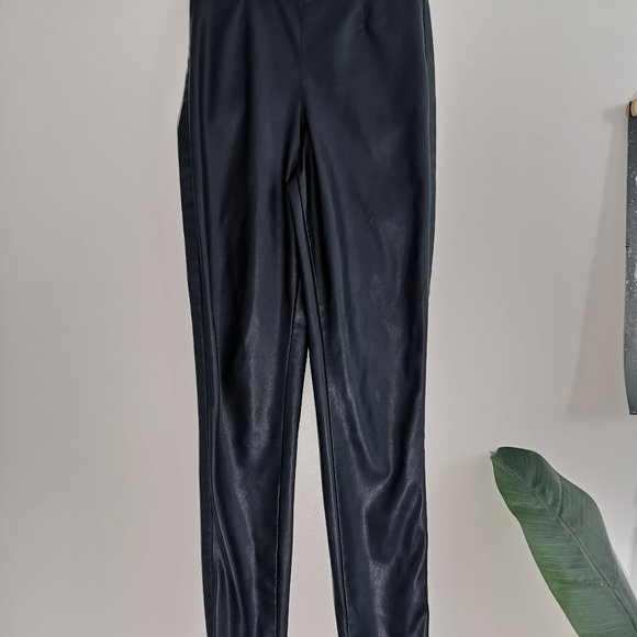 Vero Moda Faux Leather Leggings - Picture 1 of 3